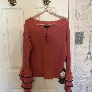 Sweater with ruffle sleeves
